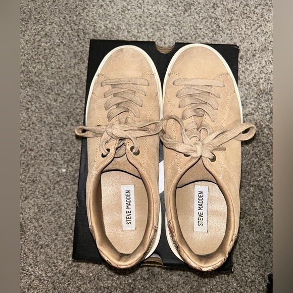 Steve Madden Charlie Leo Snakeskin Platform Sneakers Size 9 - Picture 2 of 5